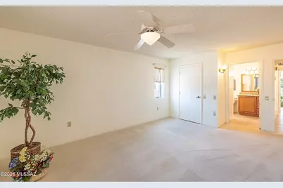 944 W Camino Guarina, Green Valley, AZ 85614 - Photo 21