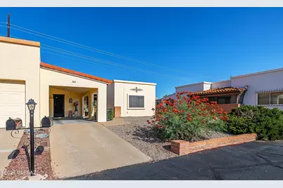 944 W Camino Guarina, Green Valley, AZ 85614 - Photo 1