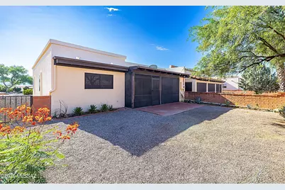 944 W Camino Guarina, Green Valley, AZ 85614 - Photo 25