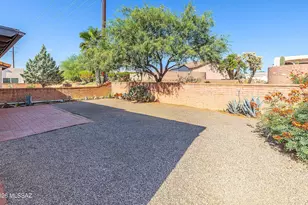 944 W Camino Guarina, Green Valley, AZ 85614 - Photo 31