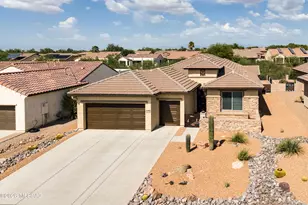 1084 N Grand Canyon Dr, Green Valley, AZ 85614 - Photo 1