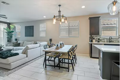 9753 E Copper Glance Trail, Tucson, AZ 85730 - Photo 13