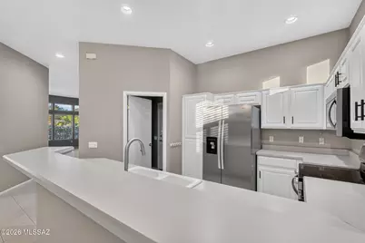 13853 N Lobelia Way, Oro Valley, AZ 85755 - Photo 13