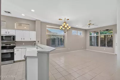 13853 N Lobelia Way, Oro Valley, AZ 85755 - Photo 17