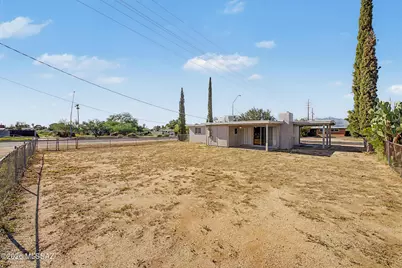 7902 E Winnepeg Drive, Tucson, AZ 85730 - Photo 25