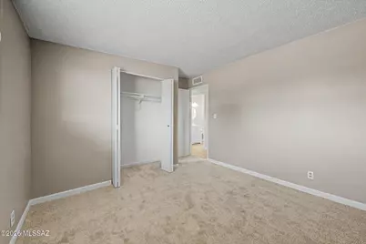 7902 E Winnepeg Drive, Tucson, AZ 85730 - Photo 15