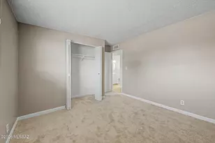 7902 E Winnepeg Dr, Tucson, AZ 85730 - Photo 15