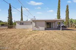 7902 E Winnepeg Dr, Tucson, AZ 85730 - Photo 23
