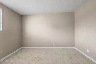 7902 E Winnepeg Dr, Tucson, AZ 85730 - Photo 17