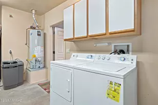 889 W Camino Tierra Libre, Green Valley, AZ 85614 - Photo 29