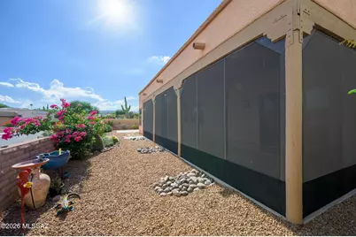 889 W Camino Tierra Libre, Green Valley, AZ 85614 - Photo 33