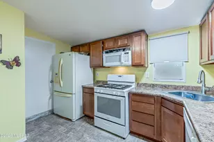 2831 S Sunland Vista, Tucson, AZ 85713 - Photo 11