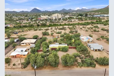 1804 S Santa Cruz Lane, Tucson, AZ 85713 - Photo 19