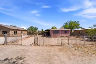 5641 S Masterson Ave, Tucson, AZ 85706 - Photo 1