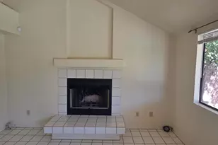 10178 E Essex Village Dr, Tucson, AZ 85748 - Photo 9