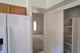 10178 E Essex Village Dr, Tucson, AZ 85748 - Photo 7