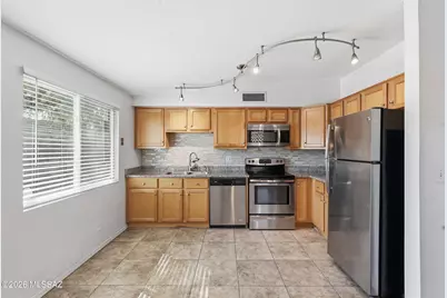 6916 N Galaxy Place, Tucson, AZ 85741 - Photo 17