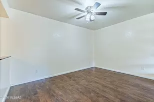 8255 N Oracle Rd, Tucson, AZ 85704 - Photo 13