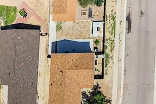 8218 W Kerr St, Tucson, AZ 85757 - Photo 5