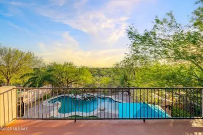 13425 N Barlassina Drive, Oro Valley, AZ 85737 - Photo 5