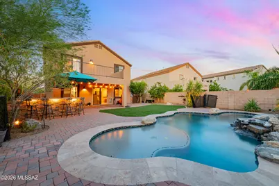 13425 N Barlassina Drive, Oro Valley, AZ 85737 - Photo 3