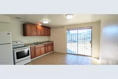 3642 E Ellington Place, Tucson, AZ 85713 - Photo 3