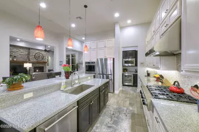 14115 N Los Saguaros Drive, Marana, AZ 85658 - Photo 15