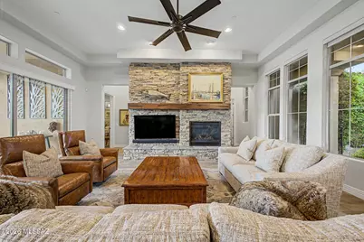 14115 N Los Saguaros Drive, Marana, AZ 85658 - Photo 9