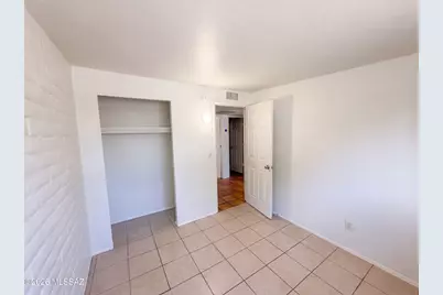 6956 E Lola Place, Tucson, AZ 85730 - Photo 15