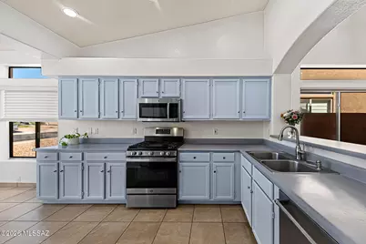 1781 W Eagle Crest Place, Tucson, AZ 85737 - Photo 5