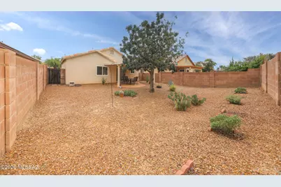 2353 W Silverbell Oasis Way, Tucson, AZ 85745 - Photo 27