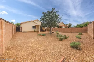 2353 W Silverbell Oasis Way, Tucson, AZ 85745 - Photo 27