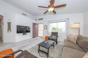 2353 W Silverbell Oasis Way, Tucson, AZ 85745 - Photo 7