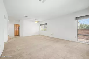175 N Crescent Bell Dr, Green Valley, AZ 85614 - Photo 7
