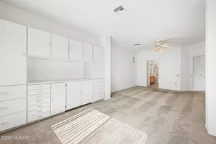 175 N Crescent Bell Dr, Green Valley, AZ 85614 - Photo 21