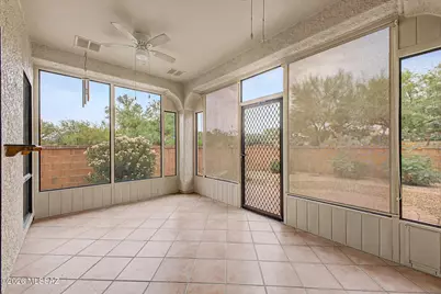 175 N Crescent Bell Drive, Green Valley, AZ 85614 - Photo 31