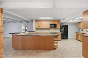 8457 E Beverly St, Tucson, AZ 85710 - Photo 15