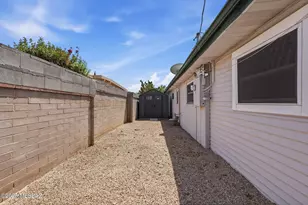 8457 E Beverly St, Tucson, AZ 85710 - Photo 49