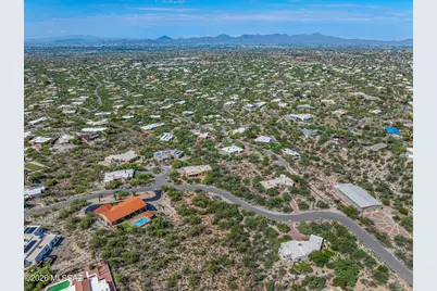 6280 N Jochums Drive, Tucson, AZ 85718 - Photo 19