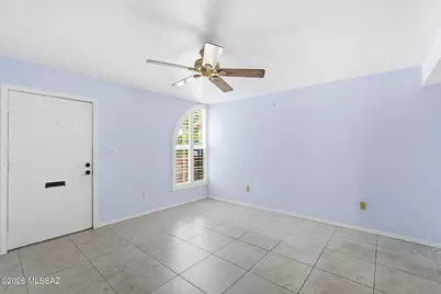 356 S Paseo Quinta #C, Green Valley, AZ 85614 - Photo 3