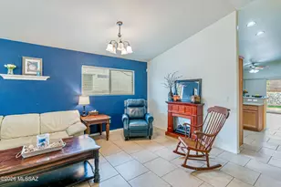 2351 W Golden Hills Rd, Tucson, AZ 85745 - Photo 5