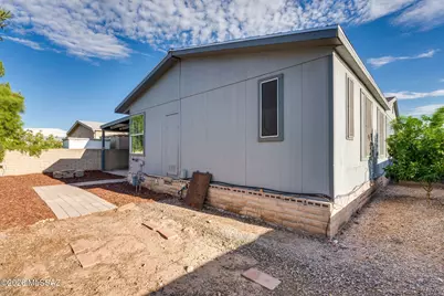 1728 W Coralbrooke Drive, Tucson, AZ 85705 - Photo 31