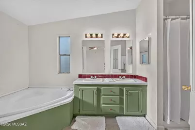 1728 W Coralbrooke Drive, Tucson, AZ 85705 - Photo 15