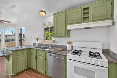 1728 W Coralbrooke Drive, Tucson, AZ 85705 - Photo 7