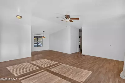 1728 W Coralbrooke Drive, Tucson, AZ 85705 - Photo 5