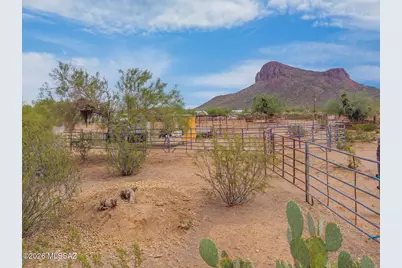 10390 W Massingale Road, Tucson, AZ 85743 - Photo 11