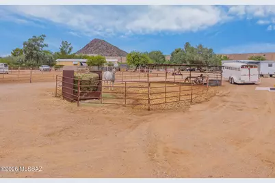 10390 W Massingale Road, Tucson, AZ 85743 - Photo 15