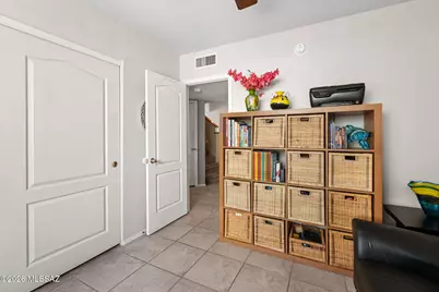 8816 N Old Well Place, Tucson, AZ 85743 - Photo 17