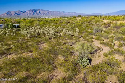 2595 N Lloyd Bush Drive, Tucson, AZ 85745 - Photo 15
