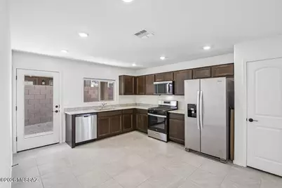 11002 S Audie Murphy Drive, Vail, AZ 85641 - Photo 7